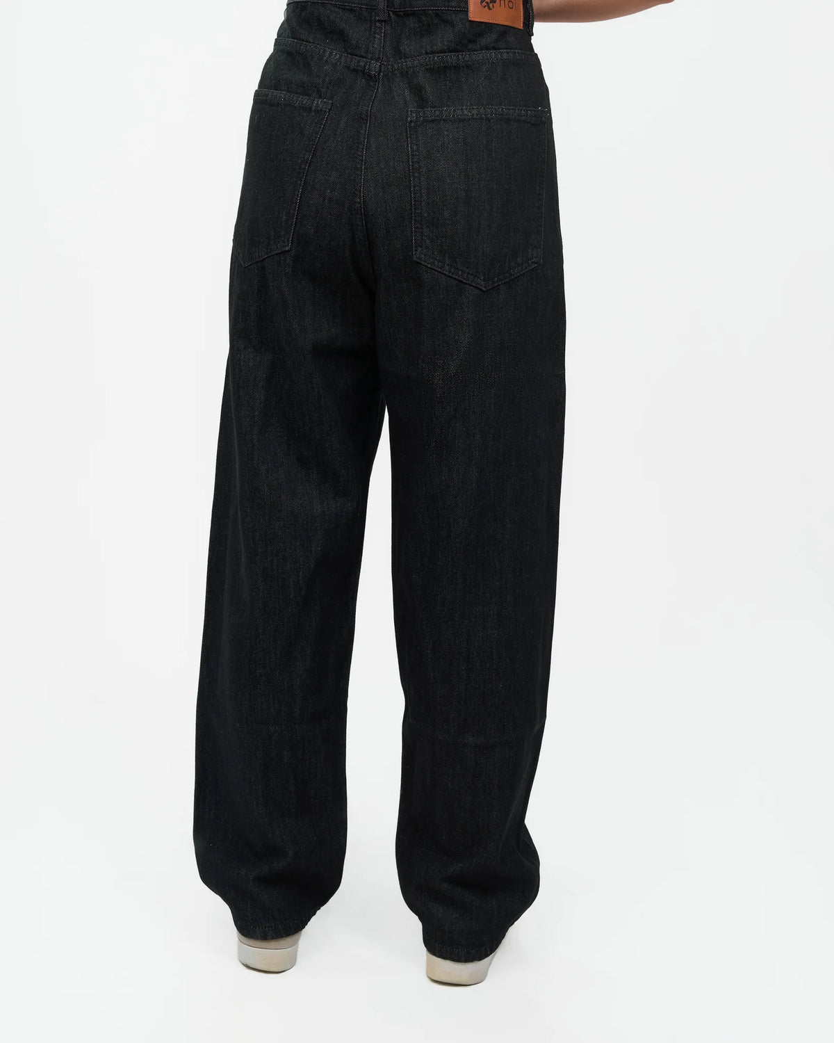 High-Rise Black Wide-Leg Denim Jeans detail view 3