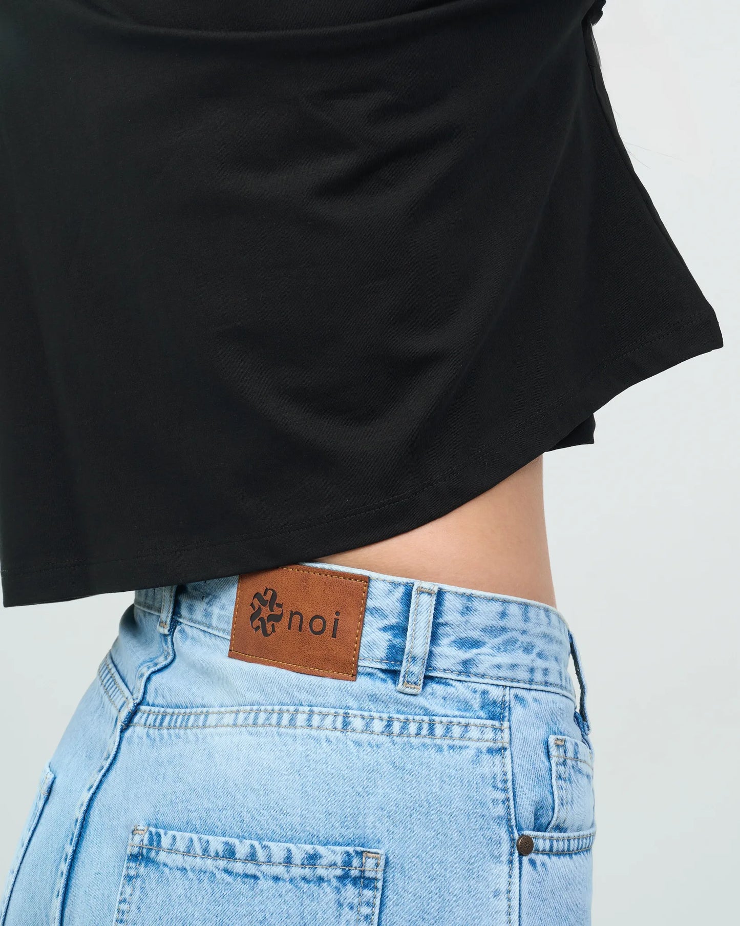 Black Graphic Cropped T-Shirt detail view 4