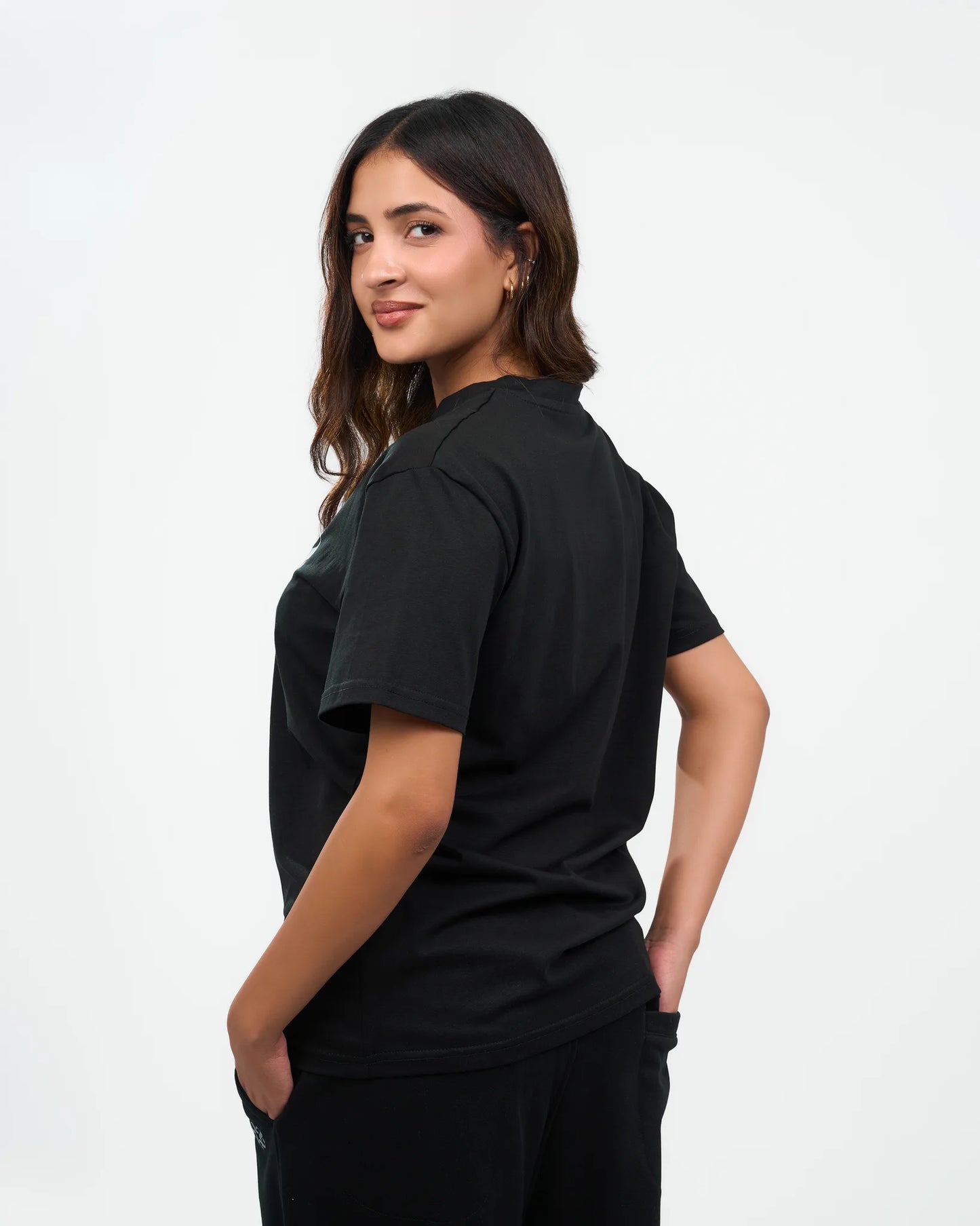 Black Relaxed Emblem T-Shirt detail view 4