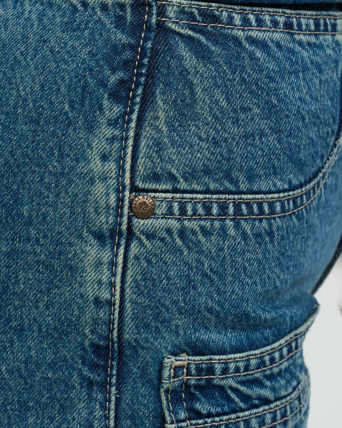 Vintage Blue Wide-Leg Denim Jeans detail view 4